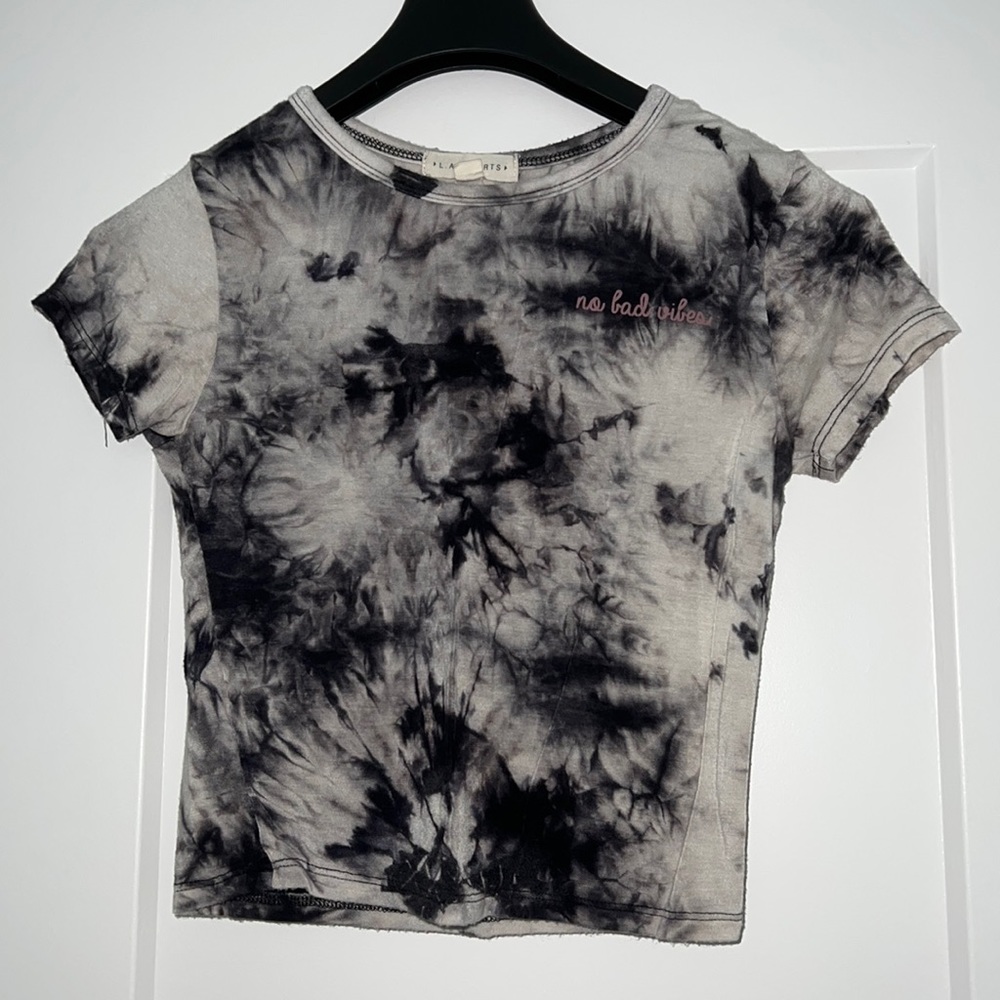 “No Bad Vibes” LA Hearts Crop Top